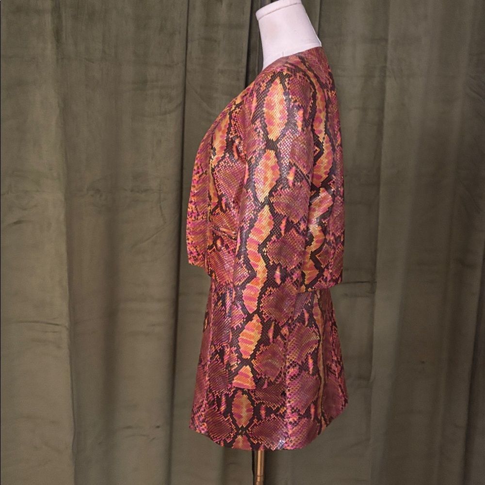 CHANEL Multicolor 100% python skin set jacket + skirt), US6 - Picture 9 of 14
